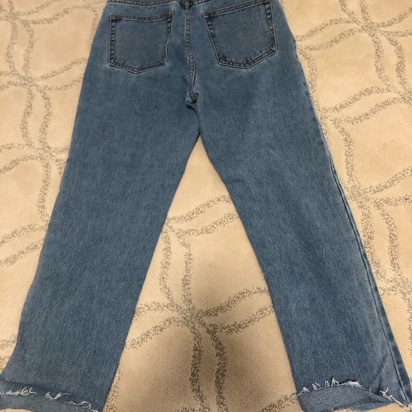 Brandy Melville High waisted jeans - Picture 2 of 5